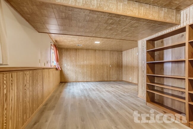 Building Photo - 3401 75th Ave N