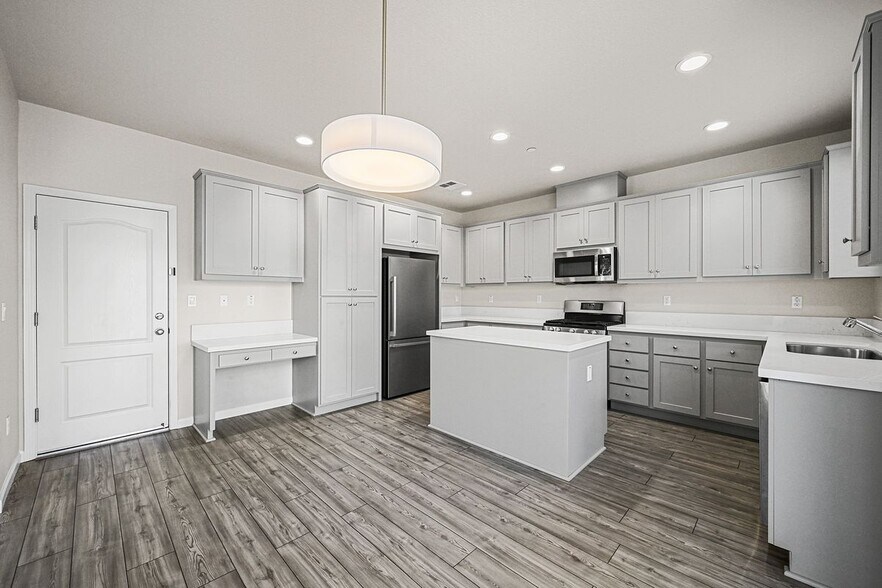 Building Photo - 1477 Cecilia Dr