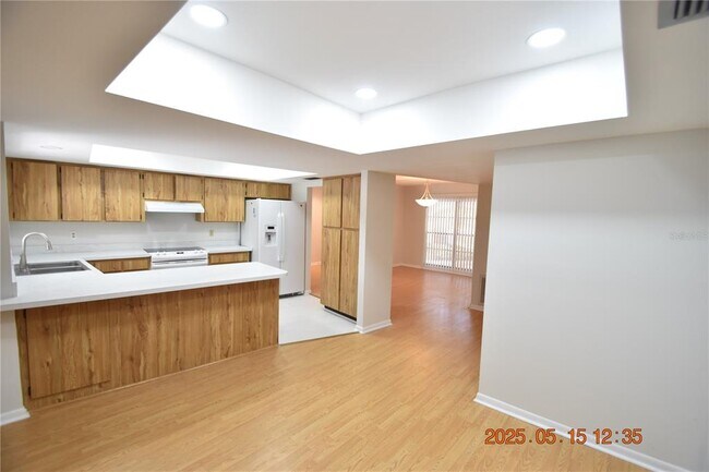 Building Photo - 4008 Briarlake Dr