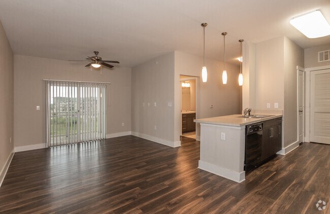 Interior Photo - Vista Pointe at Wild Pines