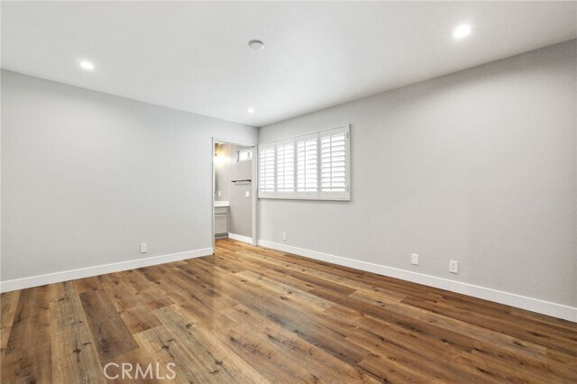 Building Photo - 11 Chardonnay