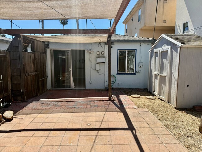 Building Photo - 2BD/1BA PB STYLE COTTAGE! LARGE EXCLUSIVE ...