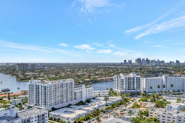 Building Photo - 525 N Fort Lauderdale Beach Blvd