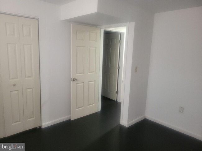 Building Photo - 2118 Cedar Barn Way