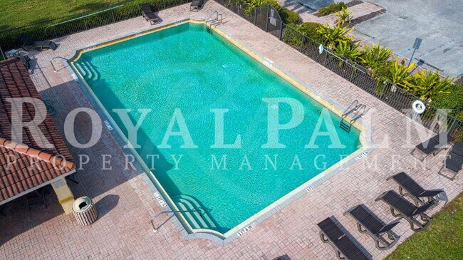 Building Photo - 4BR/2BA in Vistanna Villas – Gated Community, Pool, Lawn Care Included | Apply by 12/15 for $500 ...