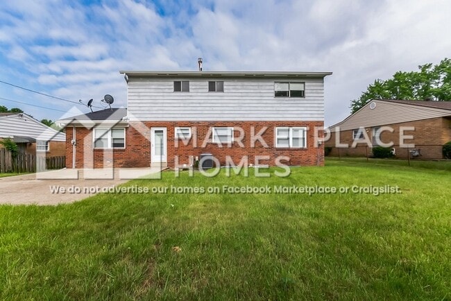 Building Photo - 1608 Tonopah Dr