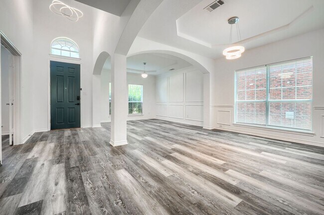 Building Photo - 12177 Salt Grass Ln