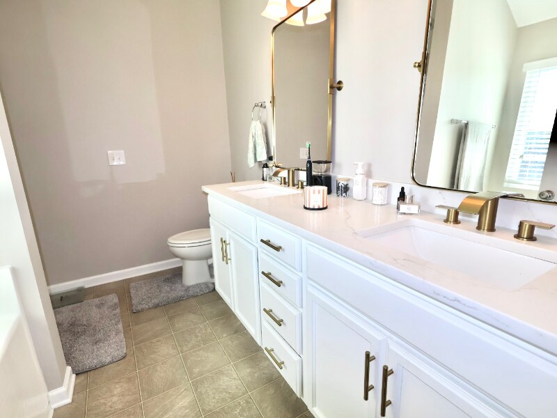 Building Photo - 83 Rhett Ln