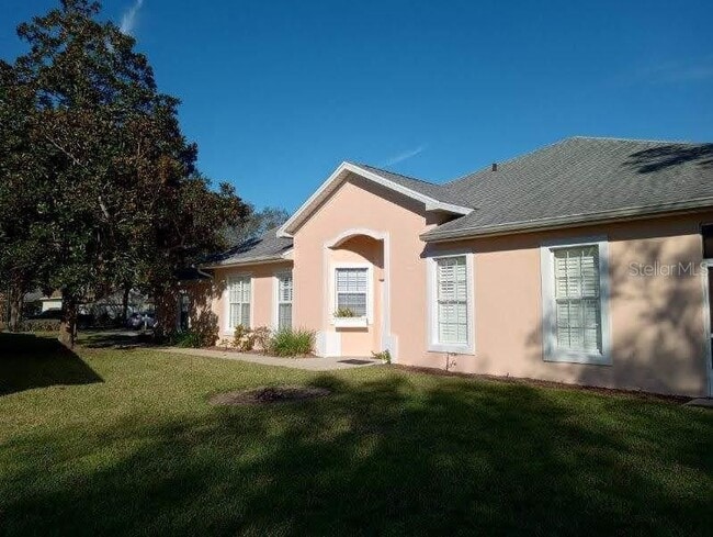 Building Photo - 1181 Athlone Way
