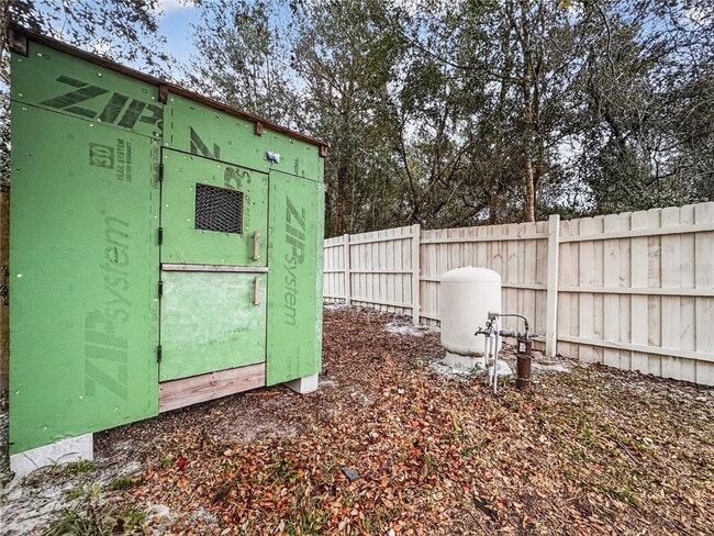 Building Photo - 835 Lancaster Ave