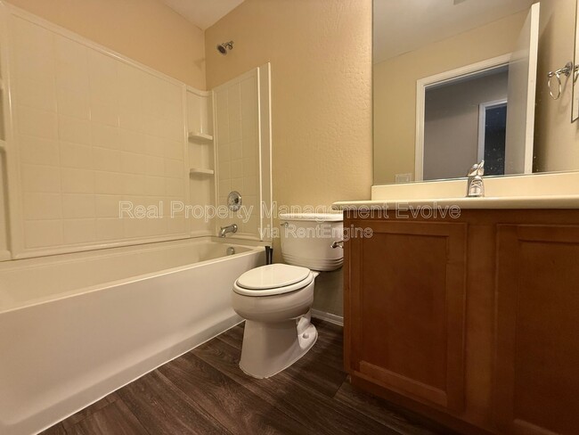 Building Photo - 8323 W Sheridan St