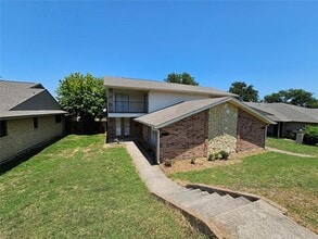 Building Photo - 8133 Ferguson Rd