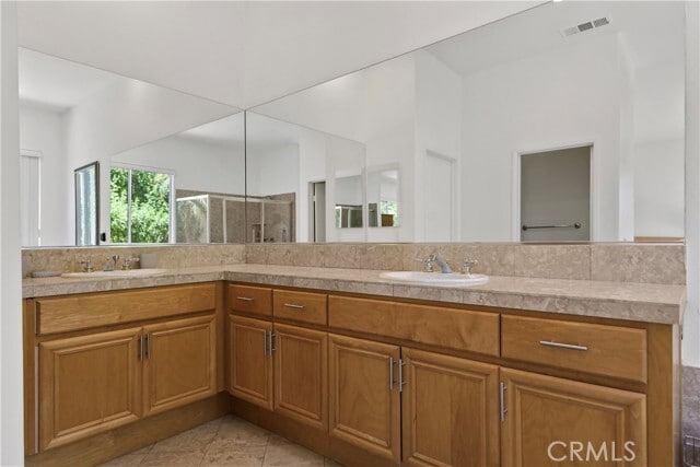 Building Photo - 76956 Comanche Ln