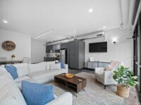 Building Photo - 3003 E 30th Ave