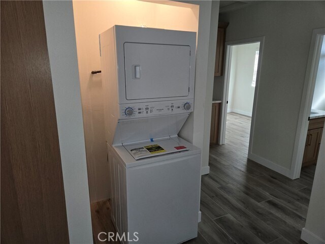 Building Photo - 691 Sixth St