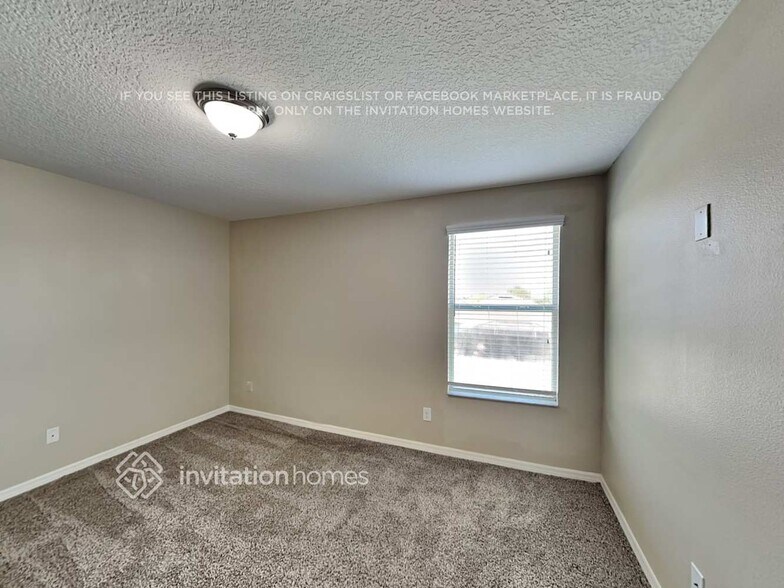 Building Photo - 525 19th St NW