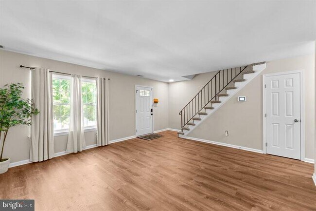 Building Photo - 3715 Mainsail Cove