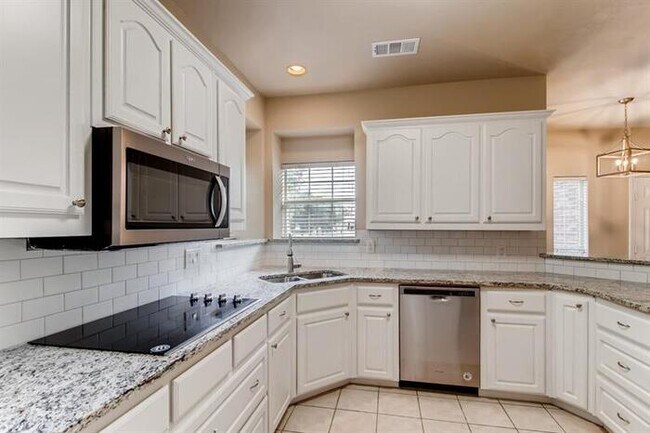 Building Photo - 1150 Retama Park Dr, Terrell, TX, 75160