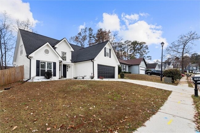 Building Photo - 2580 Waterford Park Dr