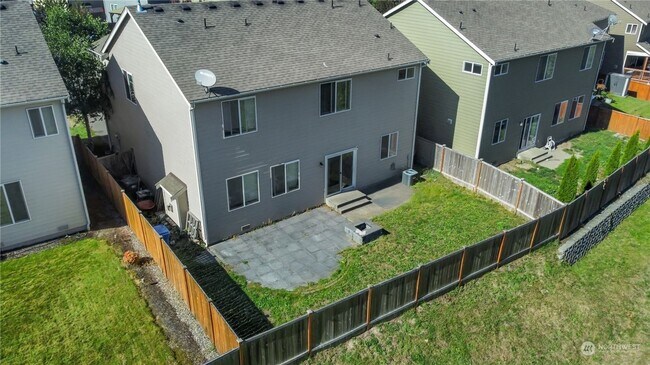 Building Photo - Listed For Rent