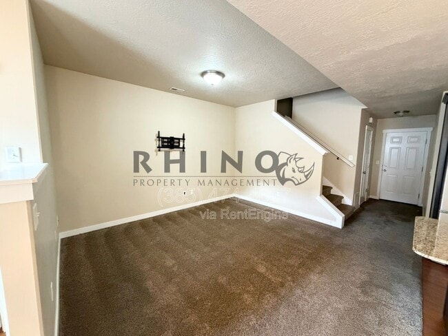 Building Photo - 3673 Lilac Heights Dr