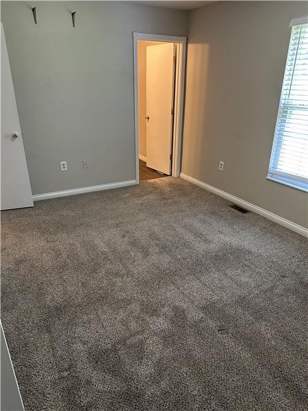 Building Photo - 2633 Burdsall Dr