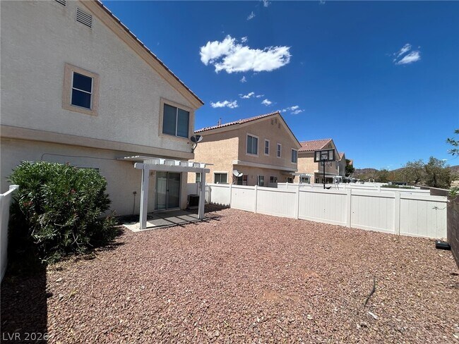 Building Photo - 1611 Lefty Garcia Way