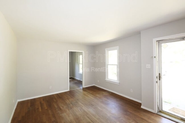 Building Photo - 2605 Seacliff Cir