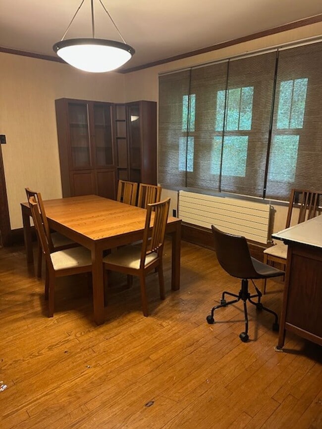 Building Photo - Leasing FALL 2026!