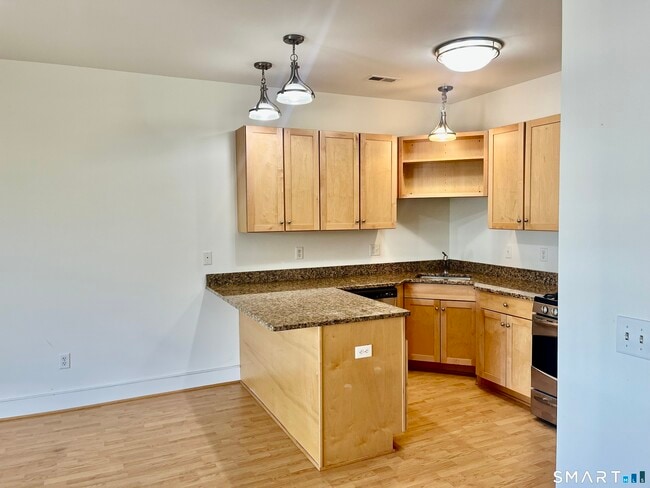 Building Photo - 1343 Boston Post Rd