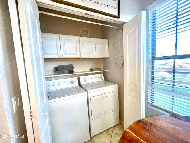 Building Photo - 14950 W Mountain View Blvd