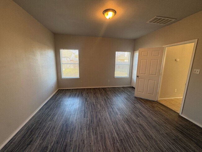 Building Photo - ? For Lease in Manor, TX! ?