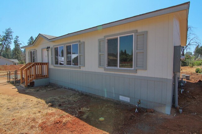 Building Photo - Manufactured Home for Rent in Paradise CA | 2 Bed, Newer Build, Cat Friendly