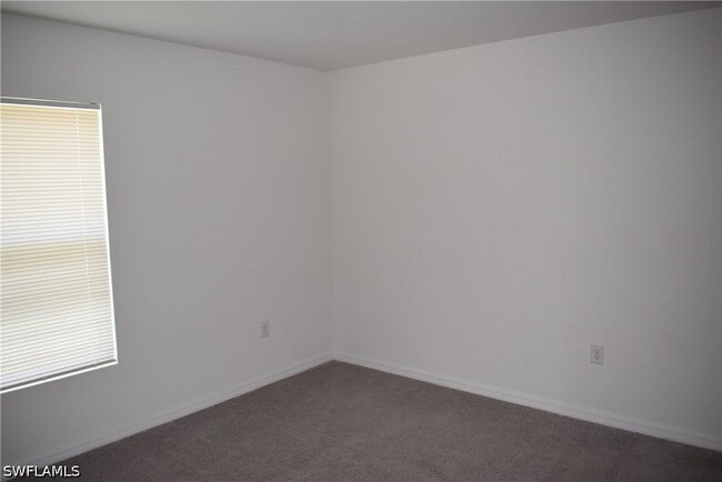 Building Photo - 4795 Lacoco St