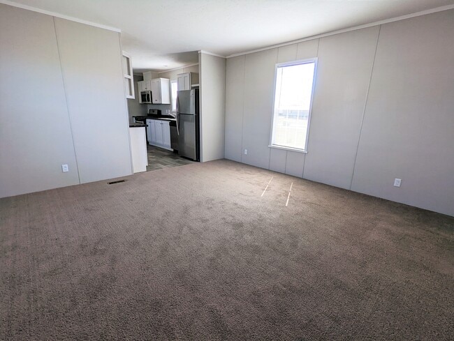 Building Photo - 554 Delaware