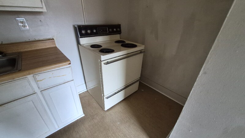 Building Photo - 1118 Crocus Dr