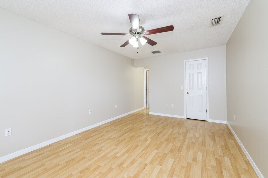 Building Photo - 4209 Natchez Trace Dr