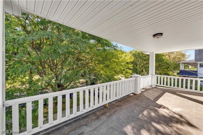 Building Photo - 3522 E 154th St