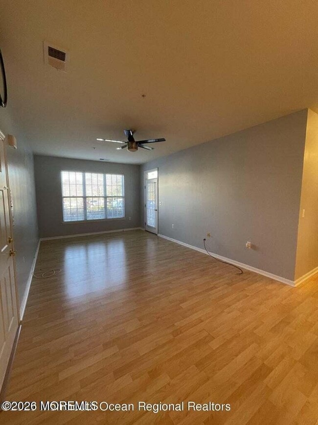 Building Photo - 610 Sophee Ln