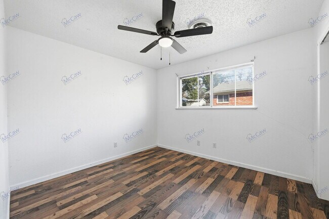 Building Photo - 6921 Greenlee St