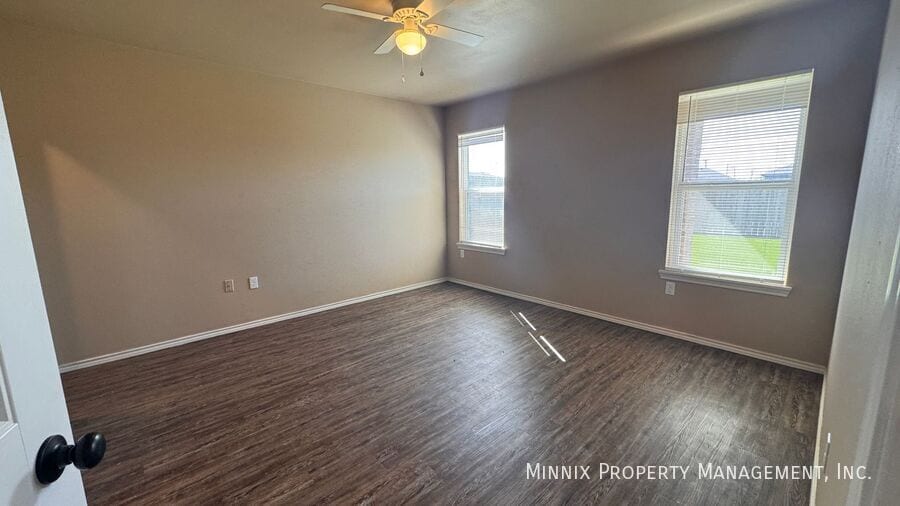 Building Photo - 2515 N Ave O