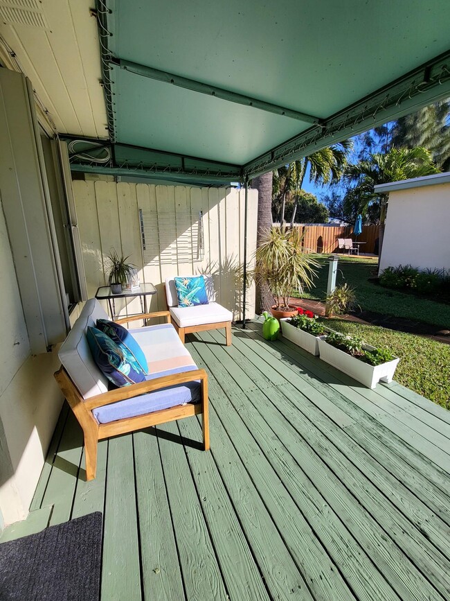 REAR PATIO - 1008 SE 4th St