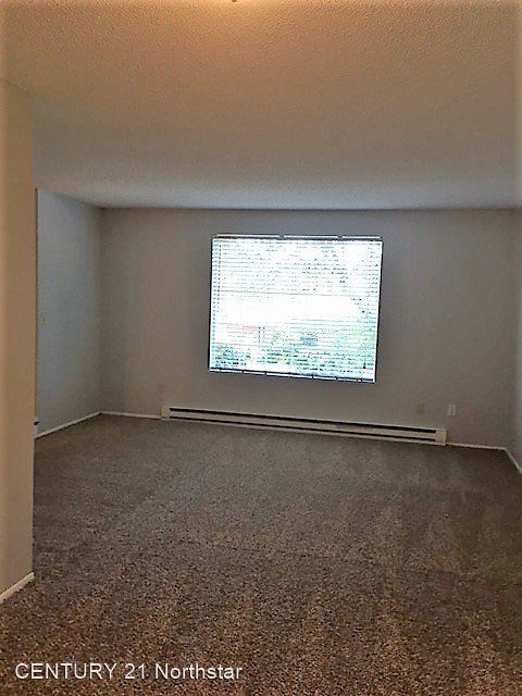 Building Photo - 3 br, 1.5 bath House - 6375 SW 130th Avenue