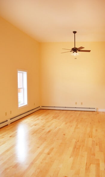 Building Photo - 8 Haswell St