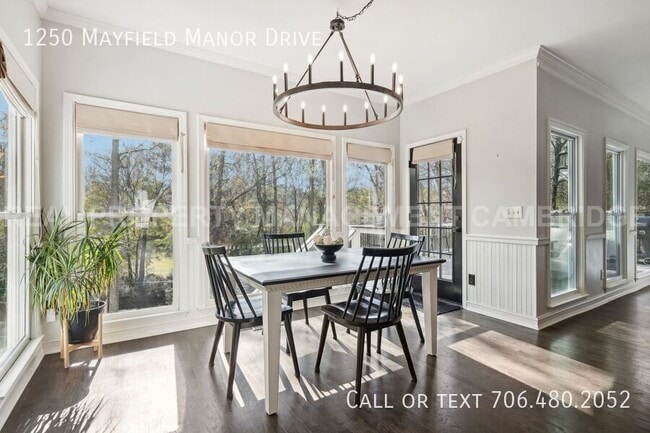 Building Photo - 1250 Mayfield Manor Dr