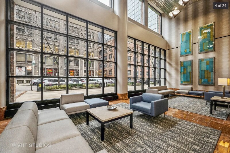 Building Photo - 211 E Ohio St