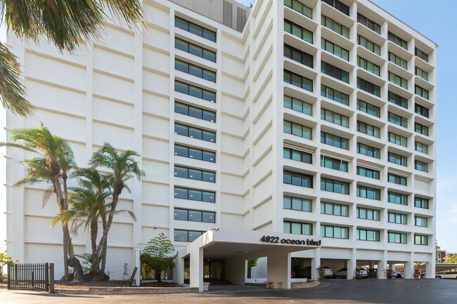 Building Photo - Siesta Key Luxury 2 Bed Condo with Gulf Views