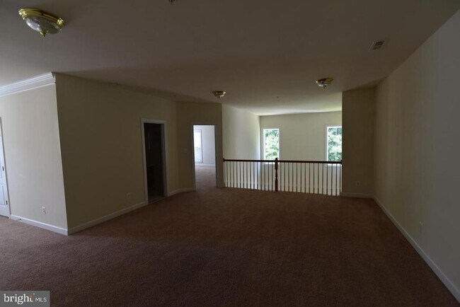 Building Photo - 139 Hokeland Dr