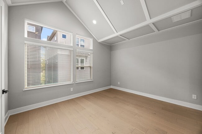 Building Photo - 1312 Heslep St