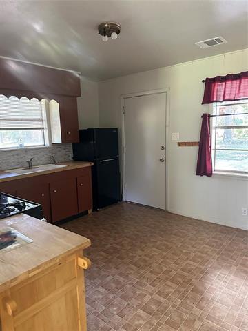 Building Photo - 143B Moffett Springs Rd